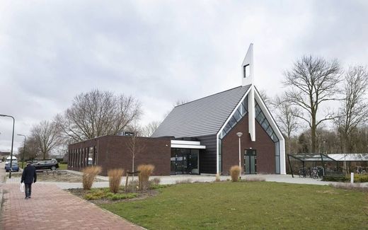 The building of the Restored Reformed Church (HHK) in Tholen. Photo RD, Anton Dommerholt