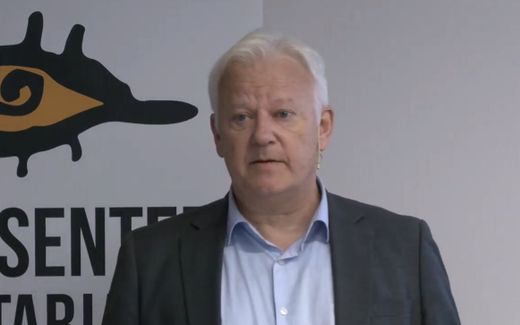 Jørn Sigurd Maurud, the Attorney General in Norway. Photo YouTube, Krisesentersekretariatet
