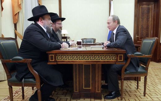 Alexander Boroda (left) on a visit at President Putin. Photo AFP, Alexey Durzhinin