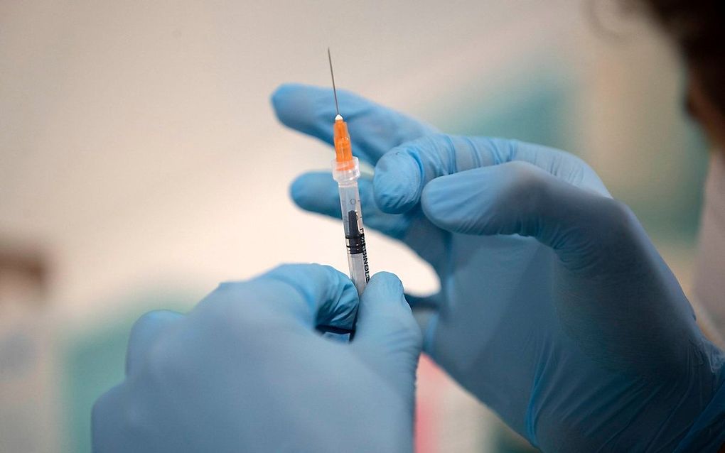 Dutch government tries to push vaccination in Bible Belt