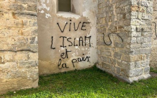 Vandalism at a Catholic church in Lieusaint, France. Photo Twitter @AmauryBucco