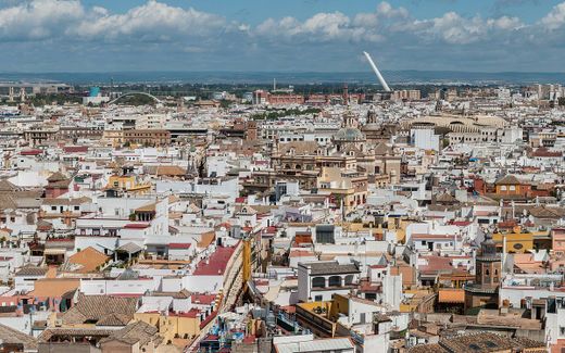 Seville. Photo Wikimedia, Michal Osmenda