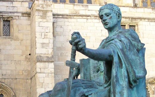 Sculpture of Constantine the Great in York, England. Photo Poliphilo 