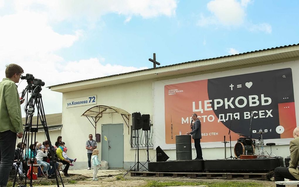 Belarusian church now also banned from its parking lot  