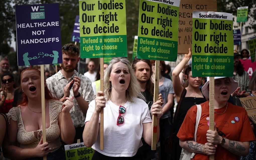 Europeans fervently support legal abortions 