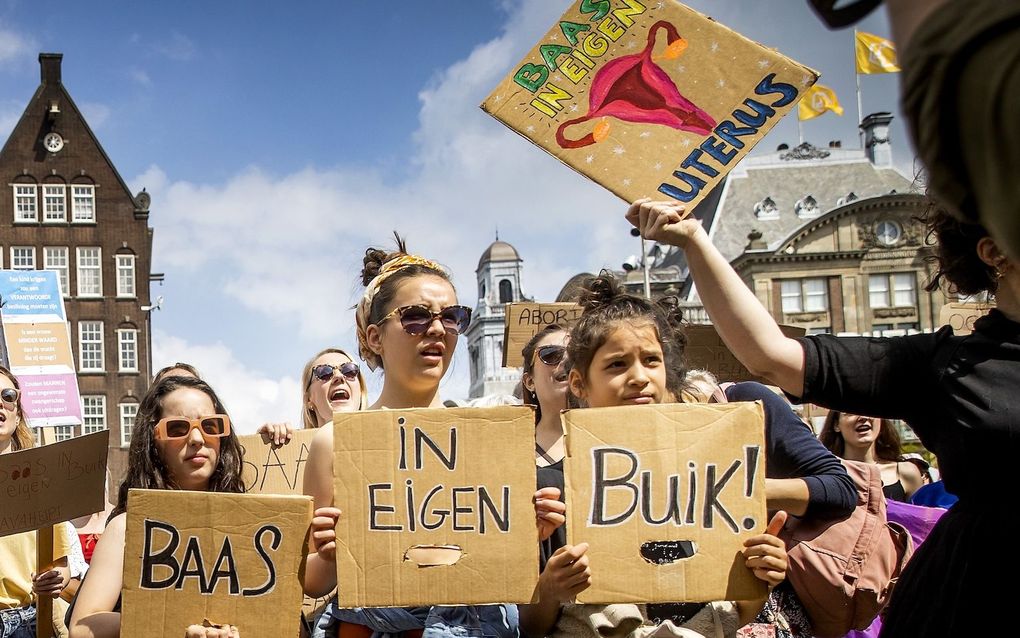Dutch parliament debates penalisation of abortion