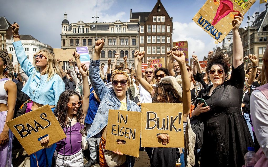 Dutch cabinet treats abortion as a human right  