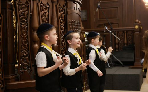 Jewish boys at the opening ceremony of the synagogue. Photo Federation of Jewish Communities of the CIS