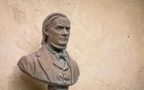 Sculpture of Hans Nielsen Hauge. Photo Flickr, James Walsh
