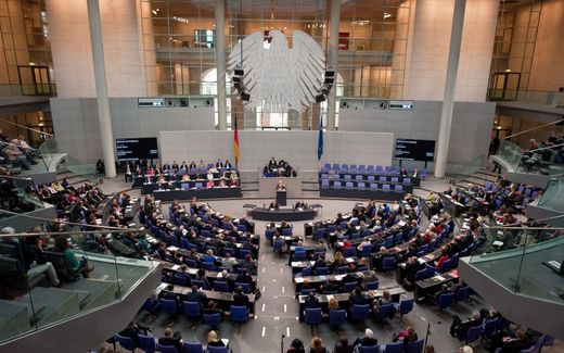 The German Parliament has no choice: it has to legislate for assisted suicide. The highest court has decided so. But how should the new law look like? The Bundestag had a hearing about that on Monday. Photo EPA, Klaus-Dietmar Gabbert