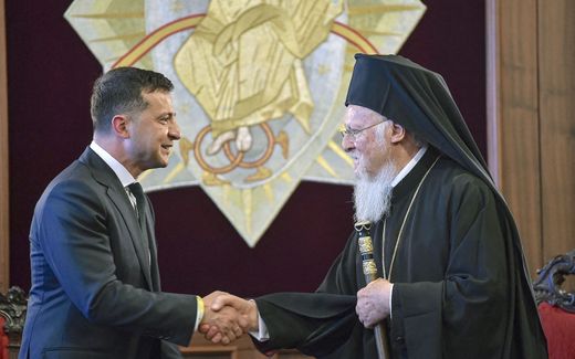 President Zelensky (left) met the Patriarch of Constantinople, Bartholomew, in 2019. He never met the Patriarch of Moscow. Photo AFP, Ozan Kose
