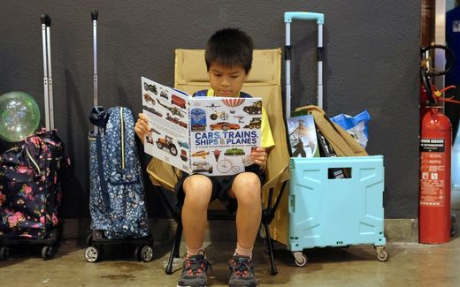 Photo AFP, James May