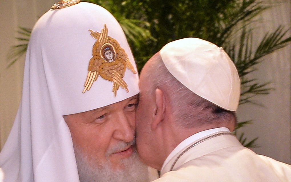 Vatican is ambiguous about meeting Moscow  