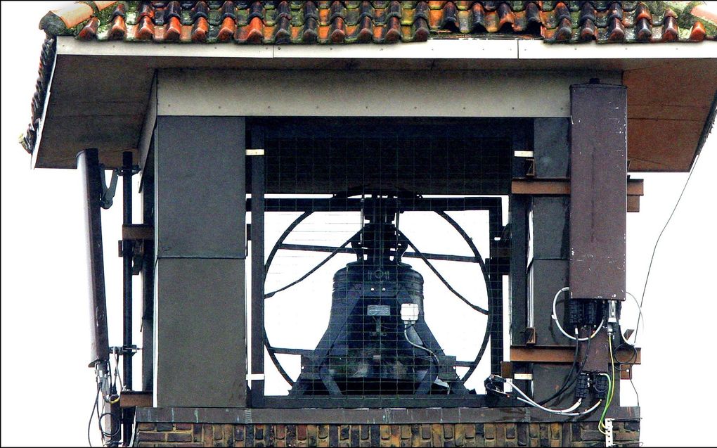 Thieves steal 400-kilo church bell in Germany 