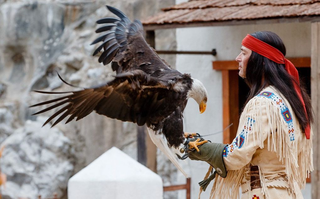 Even if Winnetou is controversial, his story should not be banned