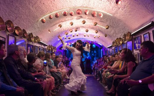 Gypsy dance at a wedding. Photo AFP, Jorge Guerrero.
