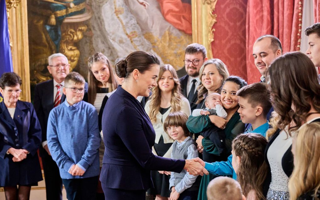 Hungarian President says “mothers lead armies” at UN meeting  