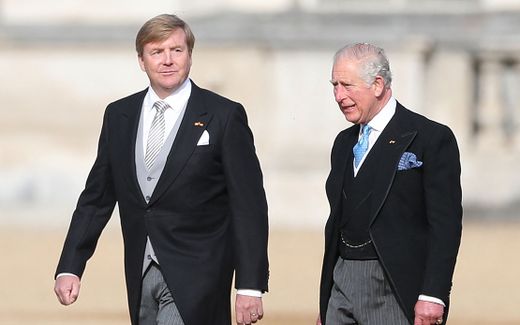 The Dutch King Willem-Alexander (left) with the (then) Prince Charles of Britain in October 2018. Photo AFP, Daniel Leal