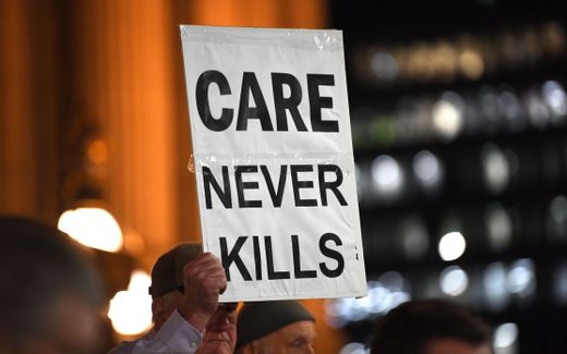 Pro-life demonstrators oppose voluntary assisted dying laws. Photo EPA, James Ross