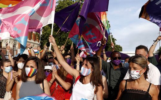 Spanish Third Deputy Prime Minister and Labor Minister, Yolanda Diaz (R), Spanish Minister for Equality, Irene Montero (C), and Spanish Minister for Social Rights, Ione Belarra (L), attend a LGBT Pride march in Madrid. Photo EPA, Gandul