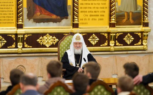 Patriarch Kirill meeting Ukrainian children. Photo ROC