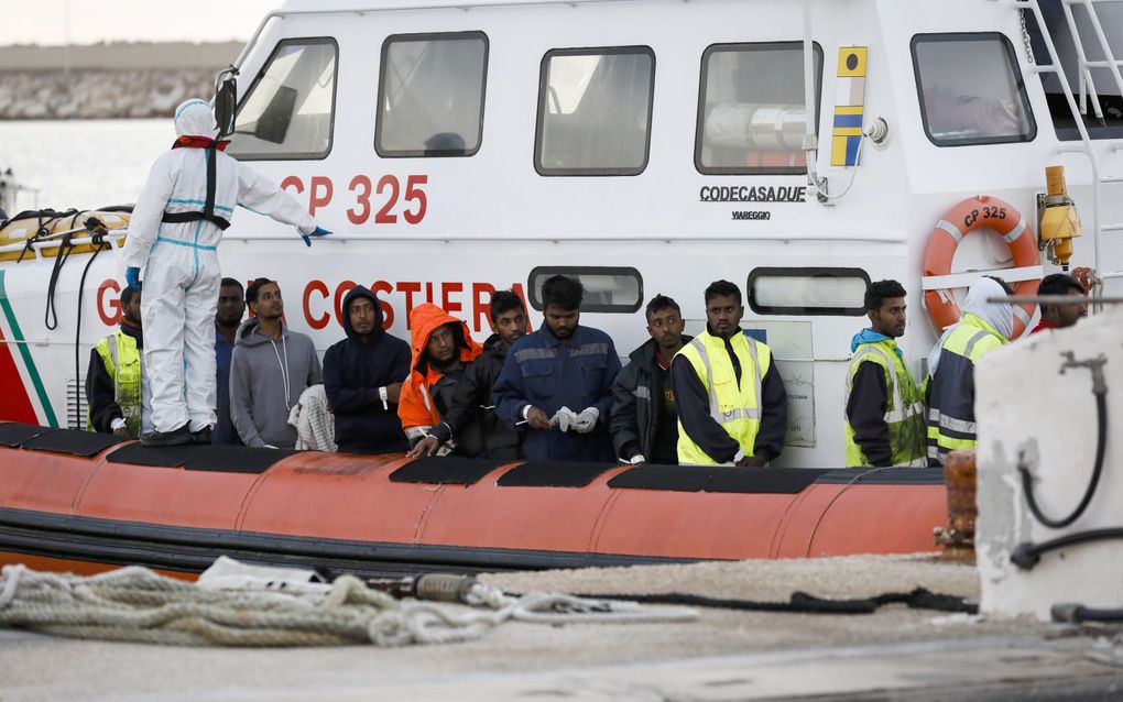 Column from Italy: Migrants risk their lives at sea because staying home is worse 