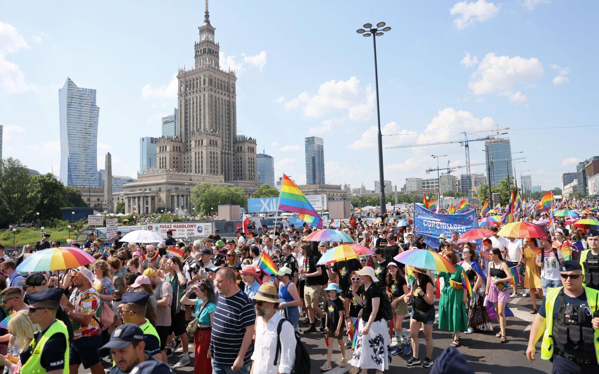 Poland must recognise same-sex marriage from abroad, says EU court