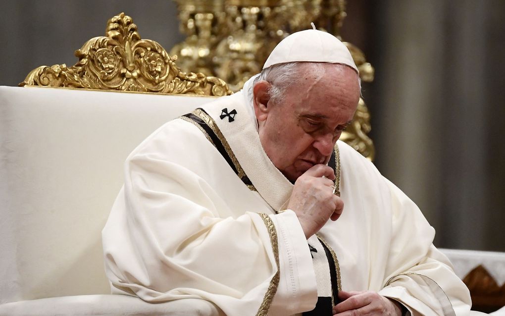 Pope sees tragedy in lack of births