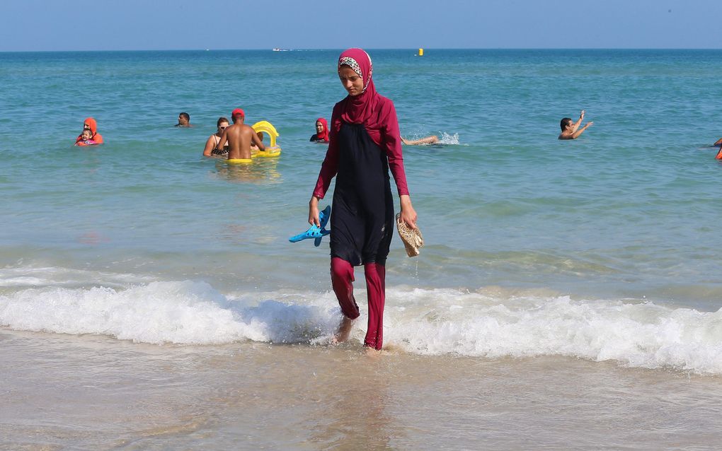 France’s highest court upholds burkini ban  