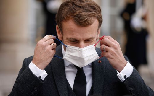  President Emmanuel Macron declared himself an opponent of the bill. Photo EPA, Yoan Valat 