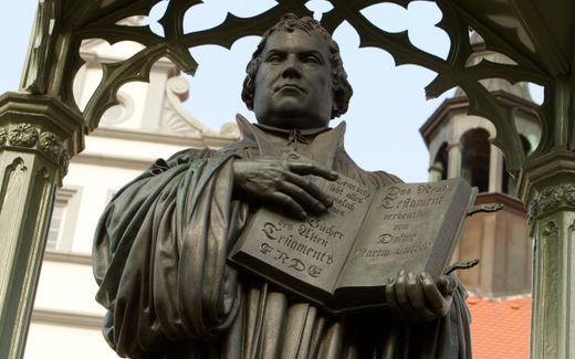 Statue of reformer Luther. Photo RD, Henk Visscher