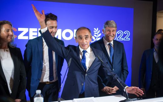 Zemmour during the press conference. Photo EPA, Christophe Petit Tesson