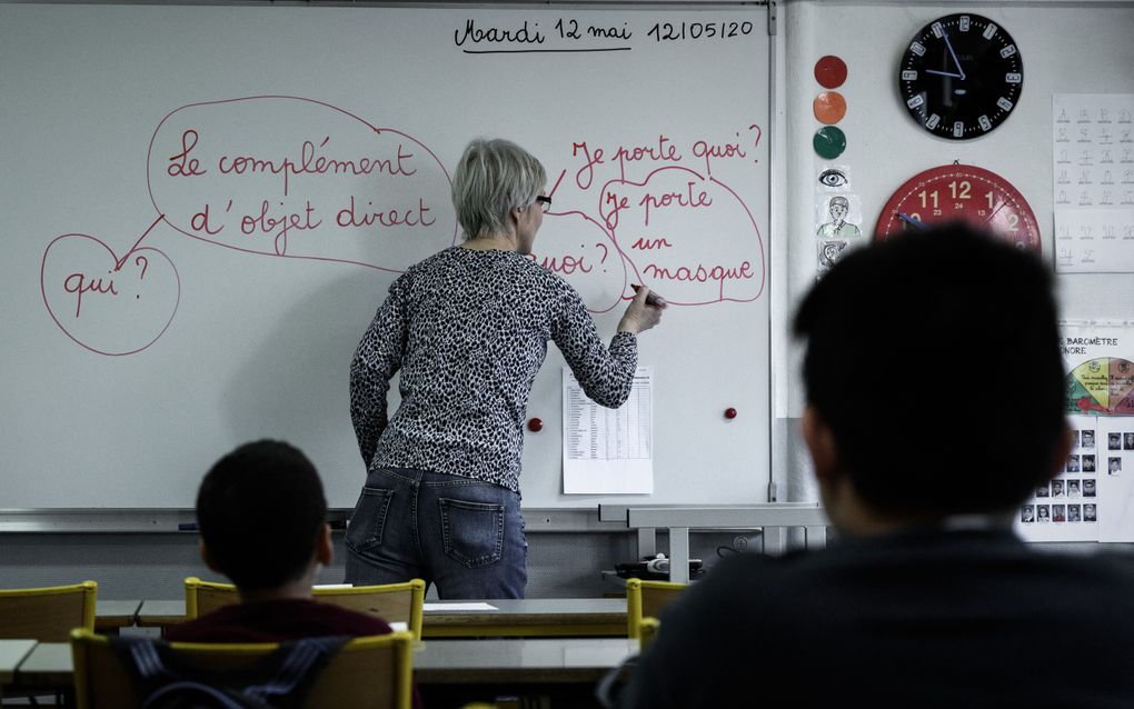 Criticism of secular watchdog on religious schools in France 