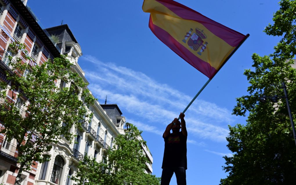 Spanish government dismisses critical ethics commission  