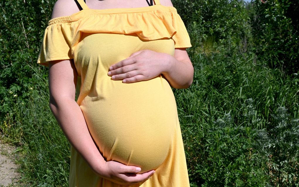 Ukrainian surrogacy business is booming despite the war 