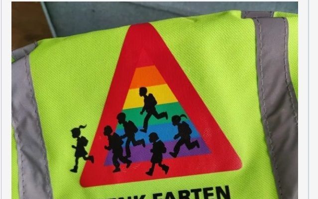 Norwegian parents protest against rainbow schoolbag 