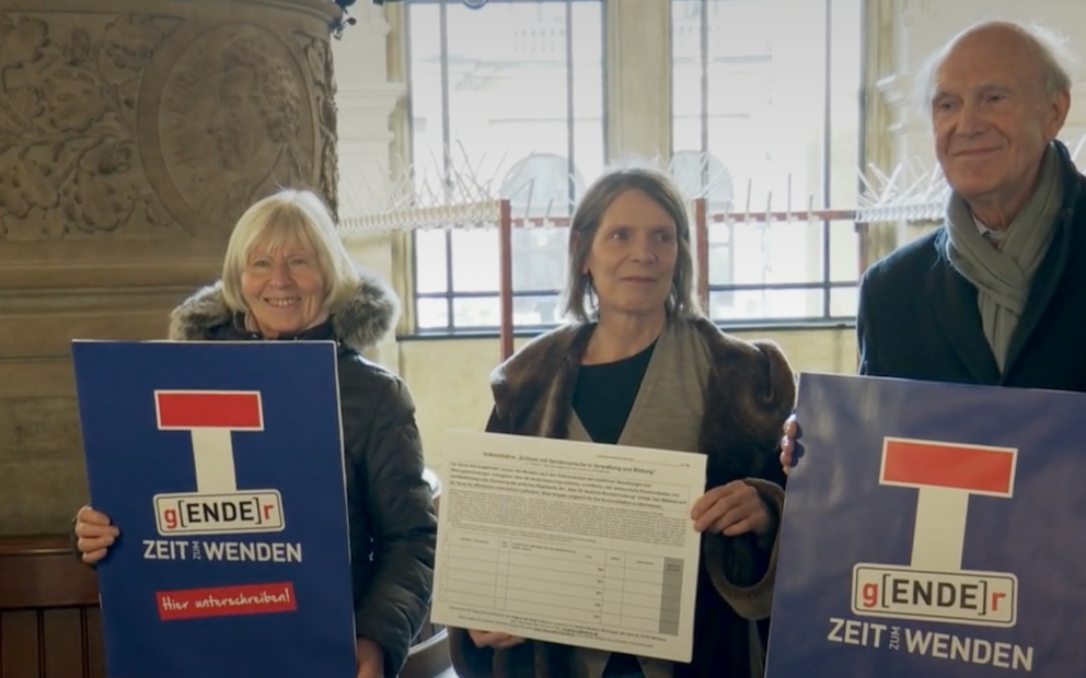 Germans in Hamburg fight against gender language 
